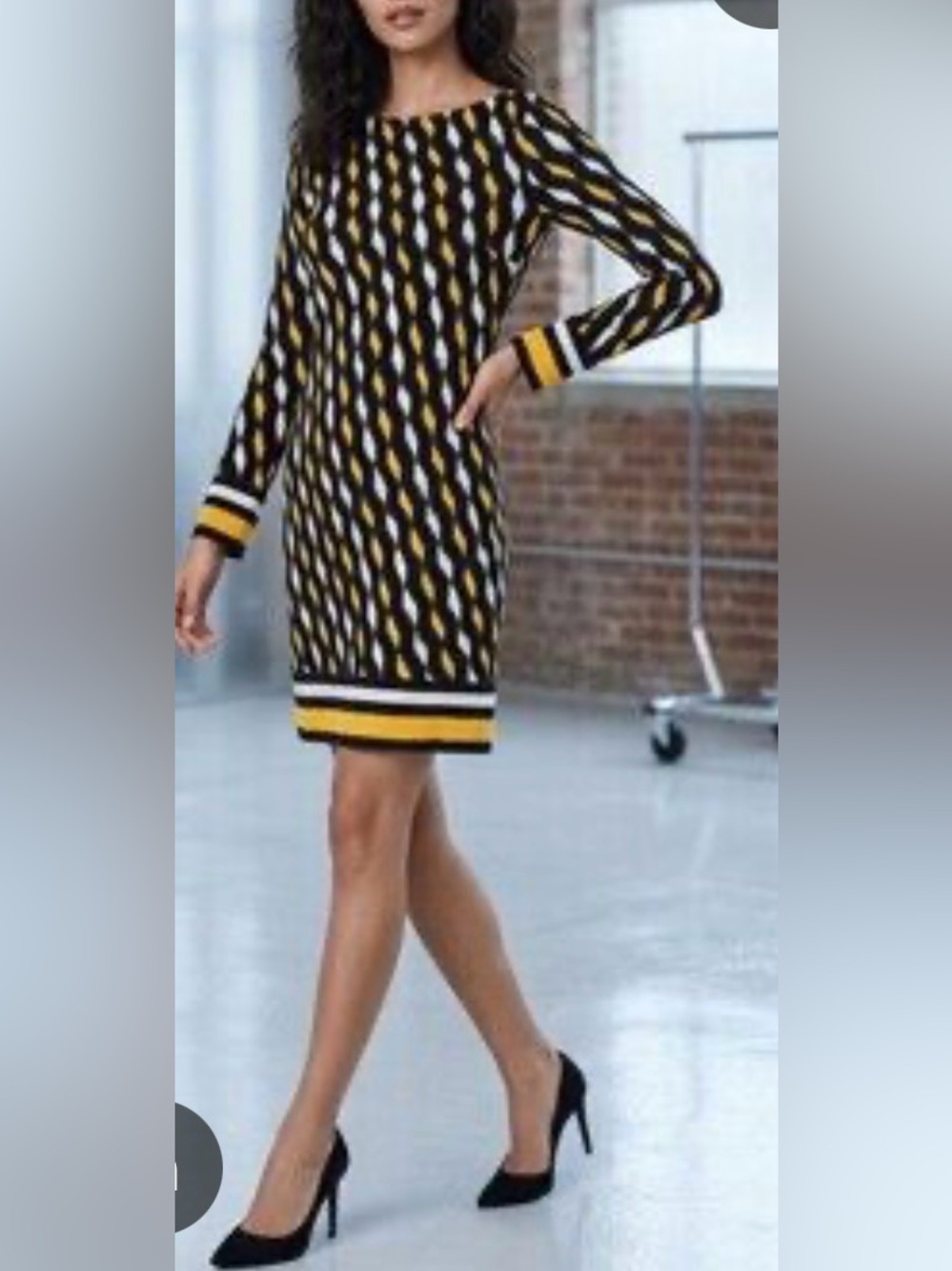 Michael’s Kors Geometric Print Shift Dress Long sleeves. Office, professional S
